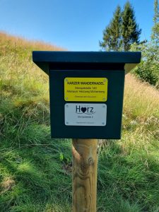Stempelstelle Harzer Wandernadel im Grünen